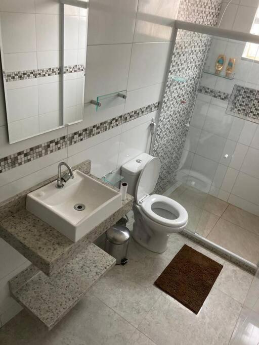 Casa Com Piscina, Grande E Espacosa No Condominio Dos Passaros Cabo Frio Eksteriør billede