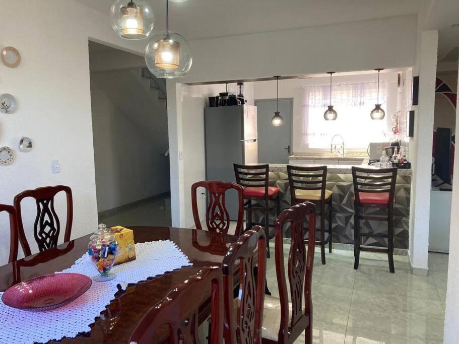 Casa Com Piscina, Grande E Espacosa No Condominio Dos Passaros Cabo Frio Eksteriør billede